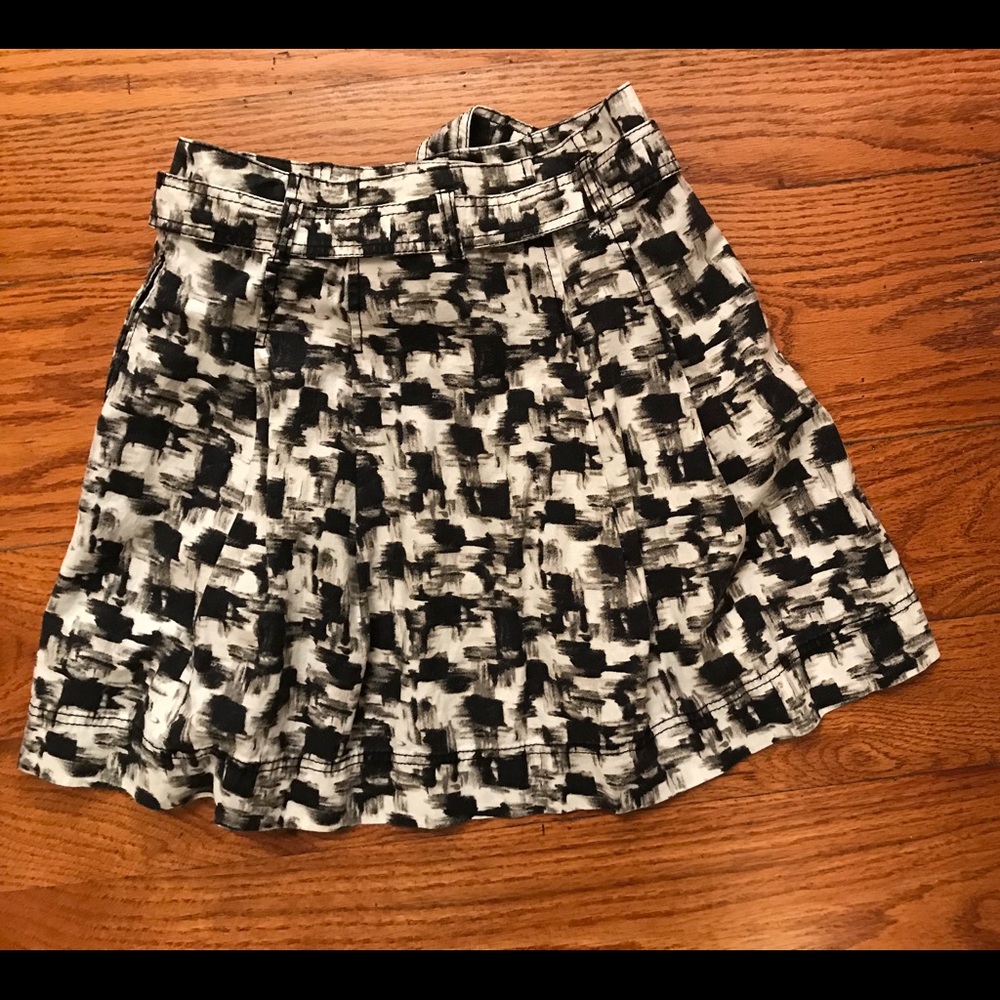 Loft Linen Skirt - Picture 2 of 2